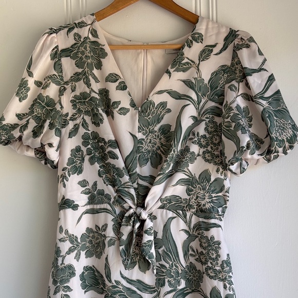 Julia Jordan Champagne and Green Floral Midi Dress - Picture 4 of 6